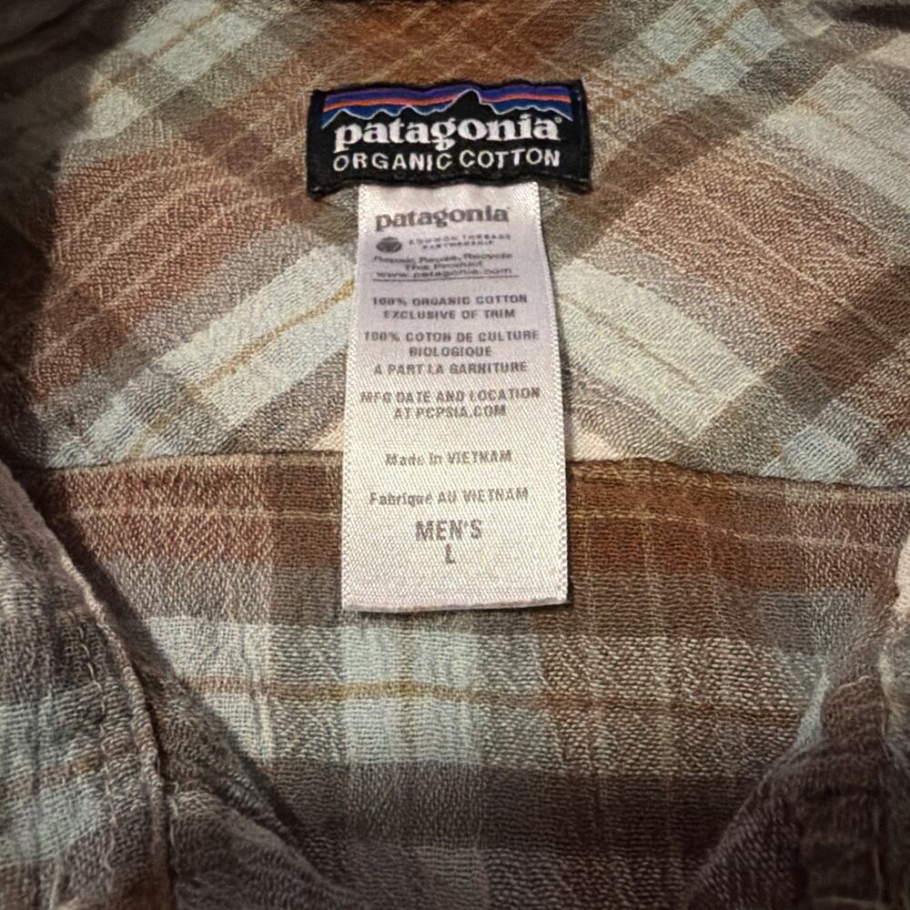 Patagonia Organic Cotton Button Shirt Men's Large Blue Brown Plaid Preppy Causal - Picture 3 of 9